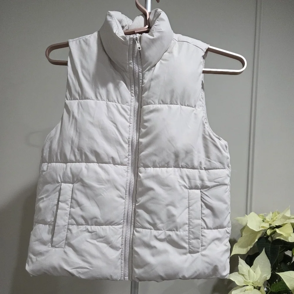 Abercrombie Kids Kids Puffer Vest Sz.11/12 Ivory Color